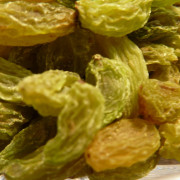 green-raisin-001