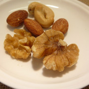 mix-nuts-001